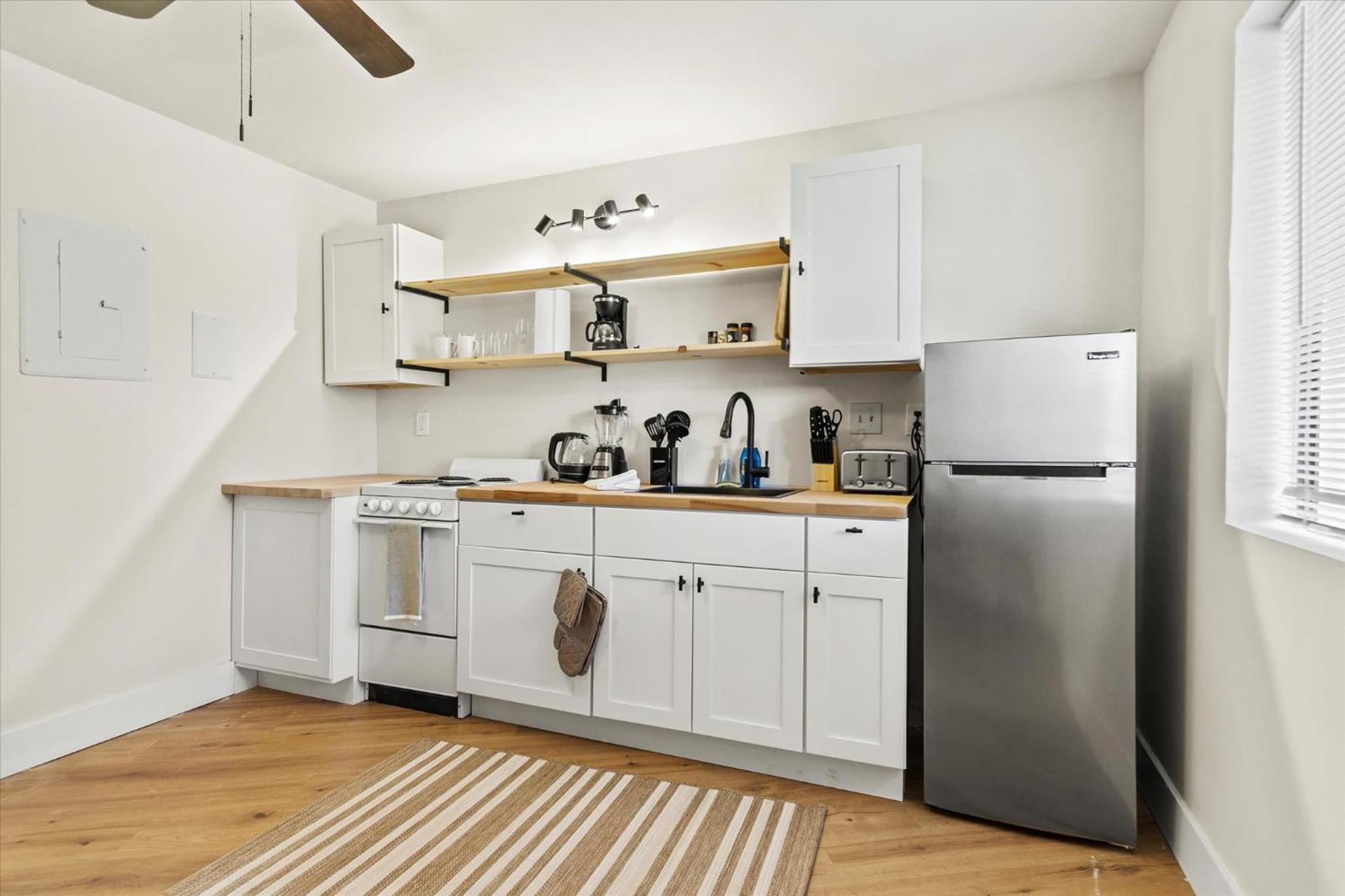 Modern Studio Apartment Near Merrimack Park Huntsville Zewnętrze zdjęcie